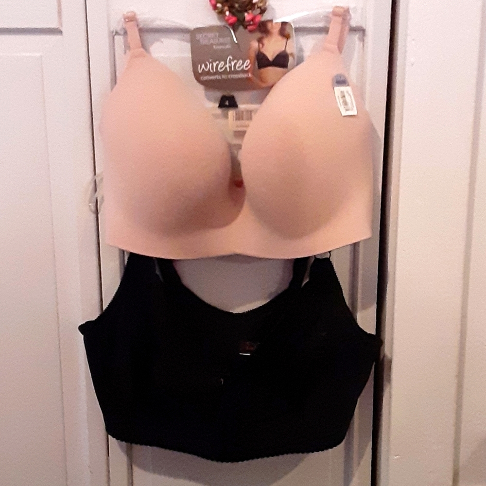 2 40DDD BRAS wirefree Secret Treasure